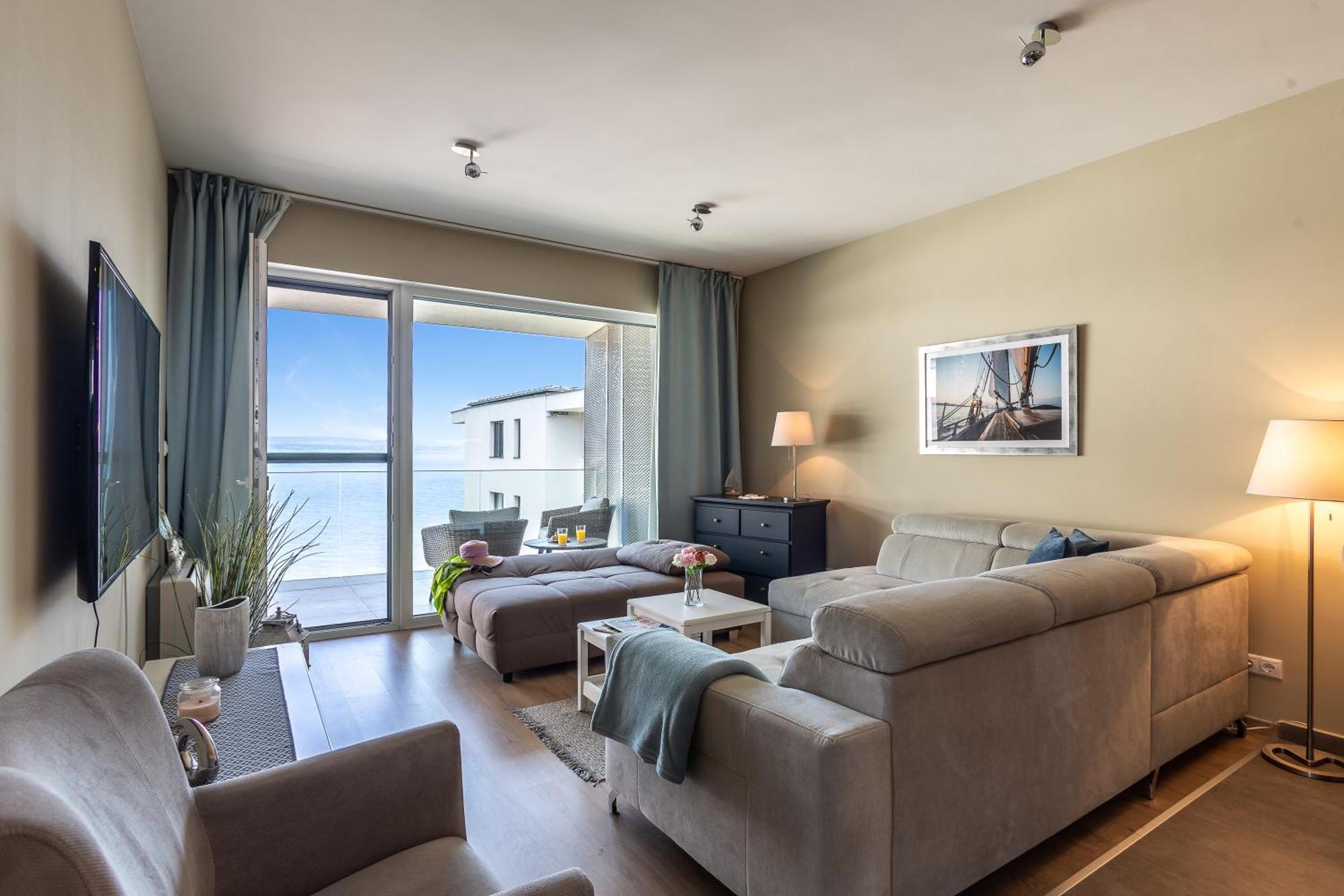 Lake Side Luxury Steps To The Lake Lela - Happy Rentals Balatonlelle Exterior photo